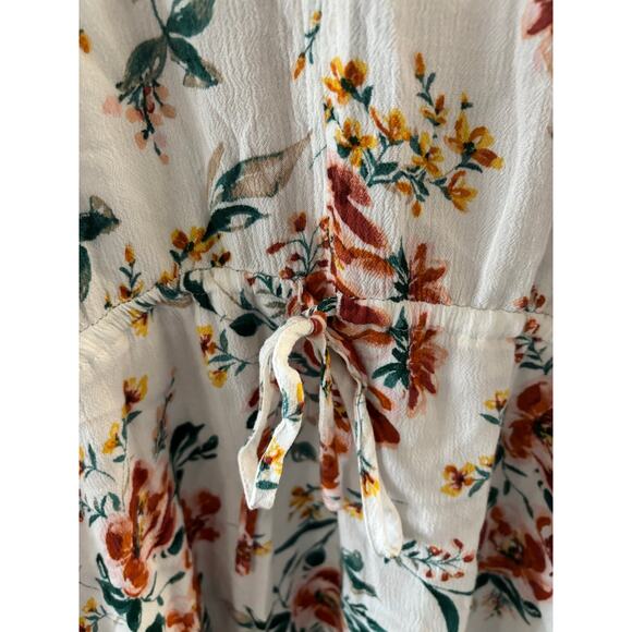 Torrid Womens Floral Peasant Top Size 2X Cream Blouse Lightweight Feminine - Picture 7 of 8